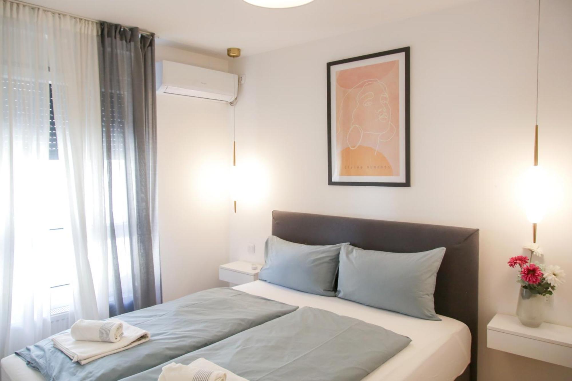 Supernova Deluxe Residence Novi Sad Room photo